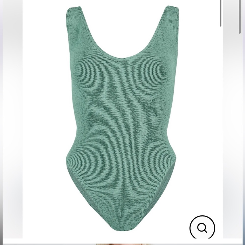 Aplomb one piece in sage